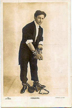 Houdini-Harry-Chains.jpg