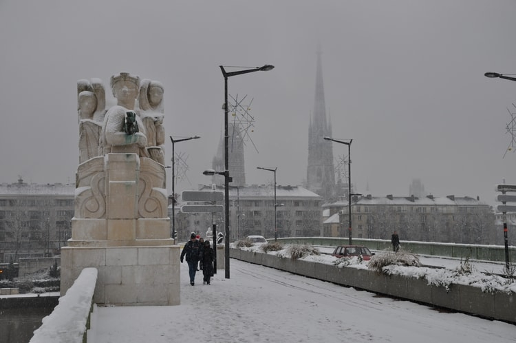 Rouen sous la neige